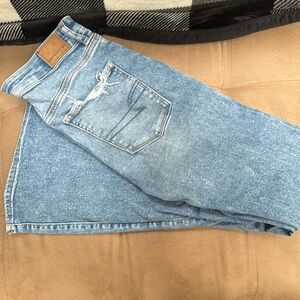 American eagle size 6 long super high rise flare jeans. Like new.
